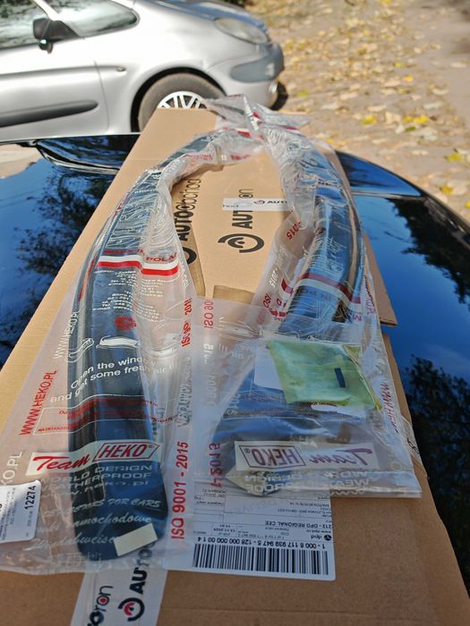 Продавам дефлектори за предни прозорци CITROEN C4 / C4 ELECTRIC 2020-