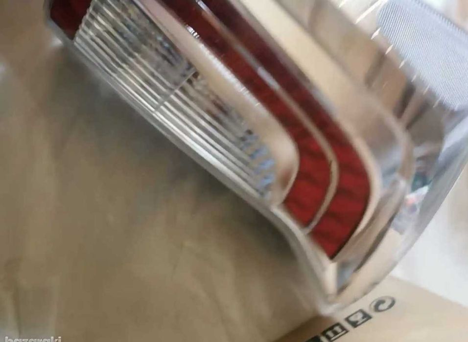 LED оригинален десен стоп за Тойота Prius