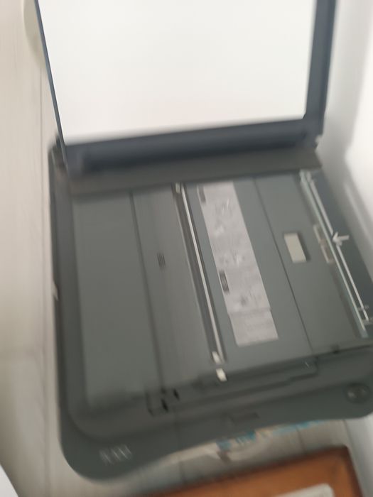 Продам принтер,  ксерокс и видеомагнитофон,