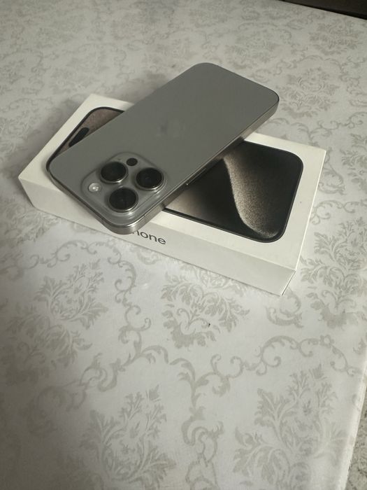 Айфон 15 про