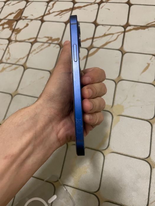 Iphone 12 на 64 ГБ
