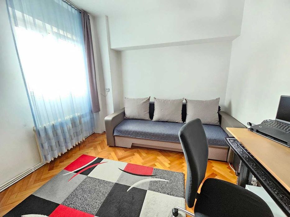 Apartament 3 camere Tudor etaj 2 cu balcon 16 mp zona Fortuna