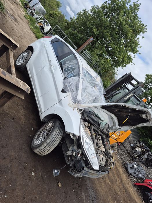 Piese ford fiesta 1.0 ecobost an 2015