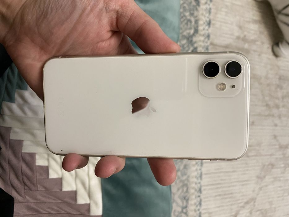 Iphone 11 в хорошем состоянии