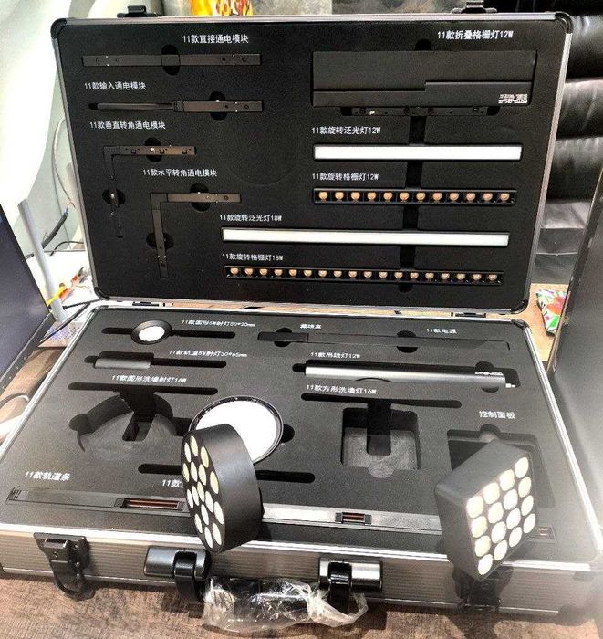 Портативный, демонстрационный Кейс