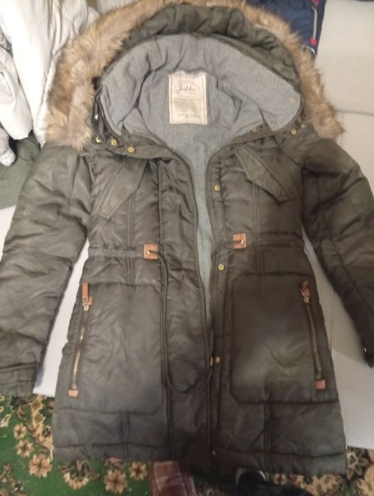 Верхняя одежда продам