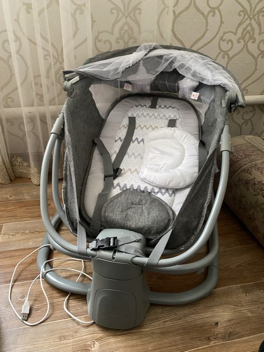 Шезлонг для ребенка, новый