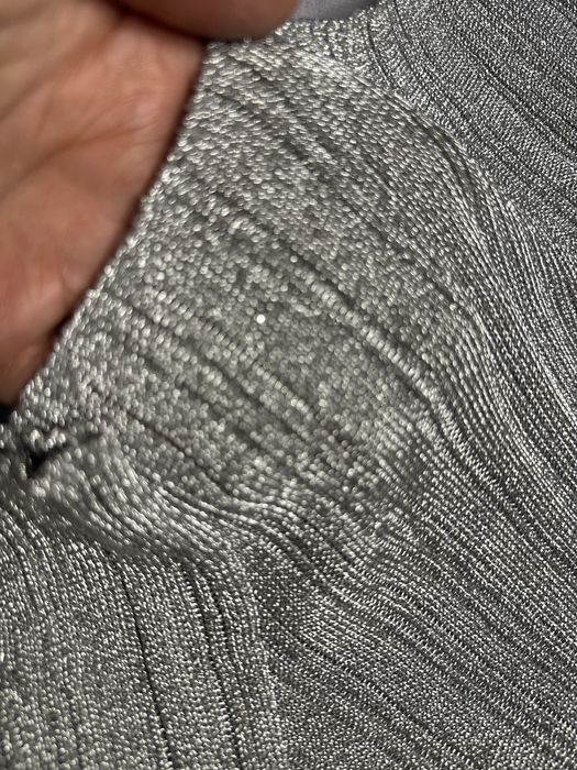 В наличии блестяшшяя кофточка от нм англия