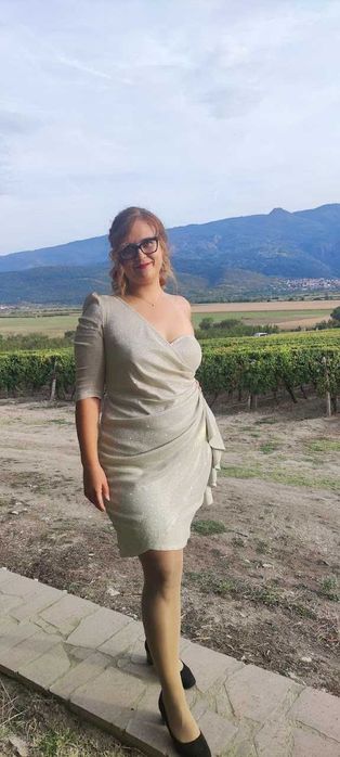 Бляскава рокля Yoncy с едно рамо – Златен брукат, Размер 44