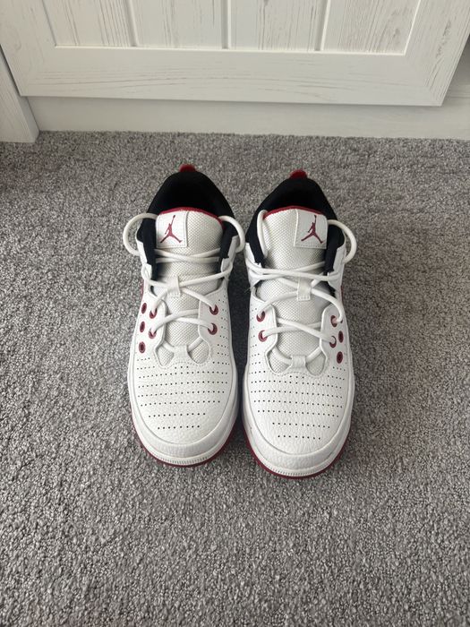 Nike Jordan обувки