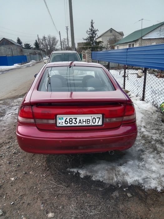 Продам mazda 626