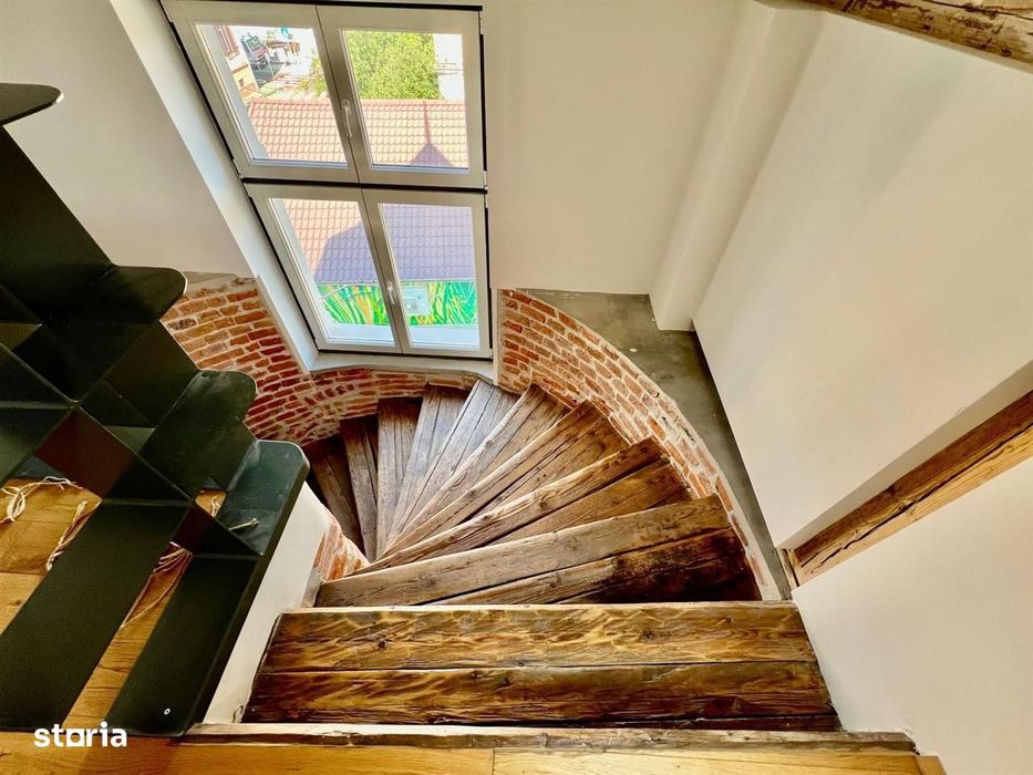 Spatiu comercial de inchiriat in zona centrala - Complet renovat