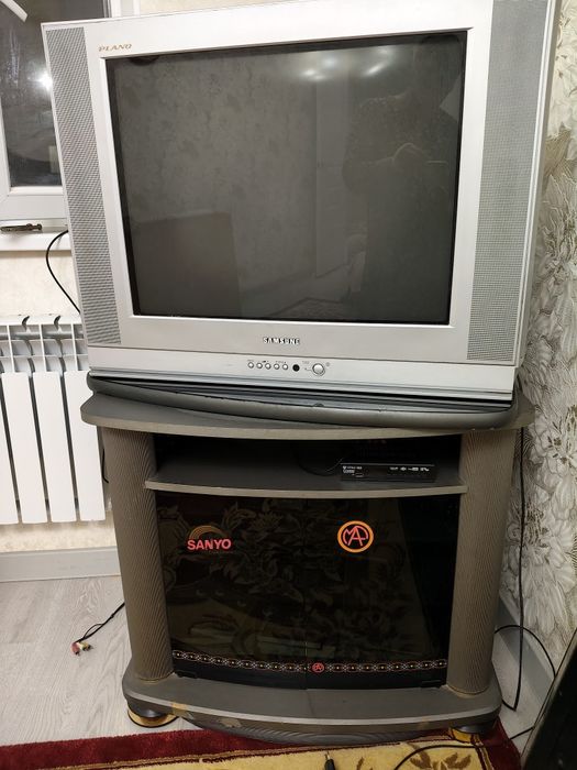 Телевизор SAMSUNG