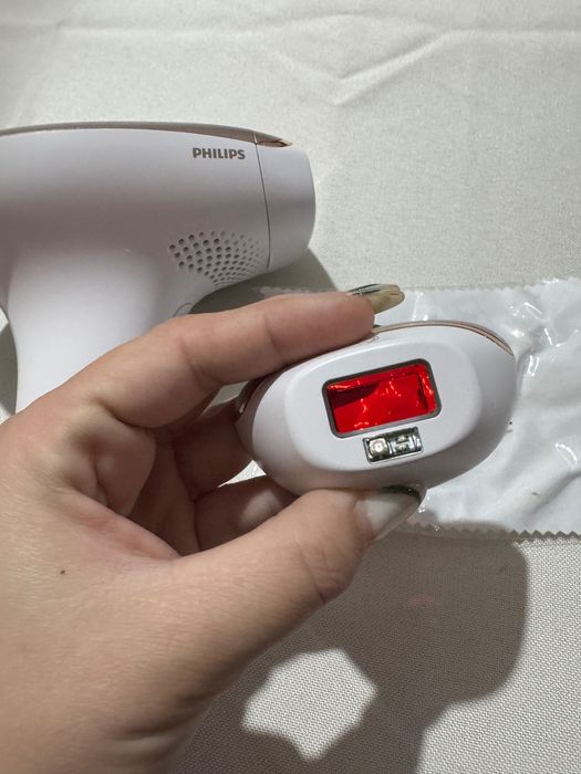 Фотоепилатор IPL Philips Lumea Advanced SC1997/00