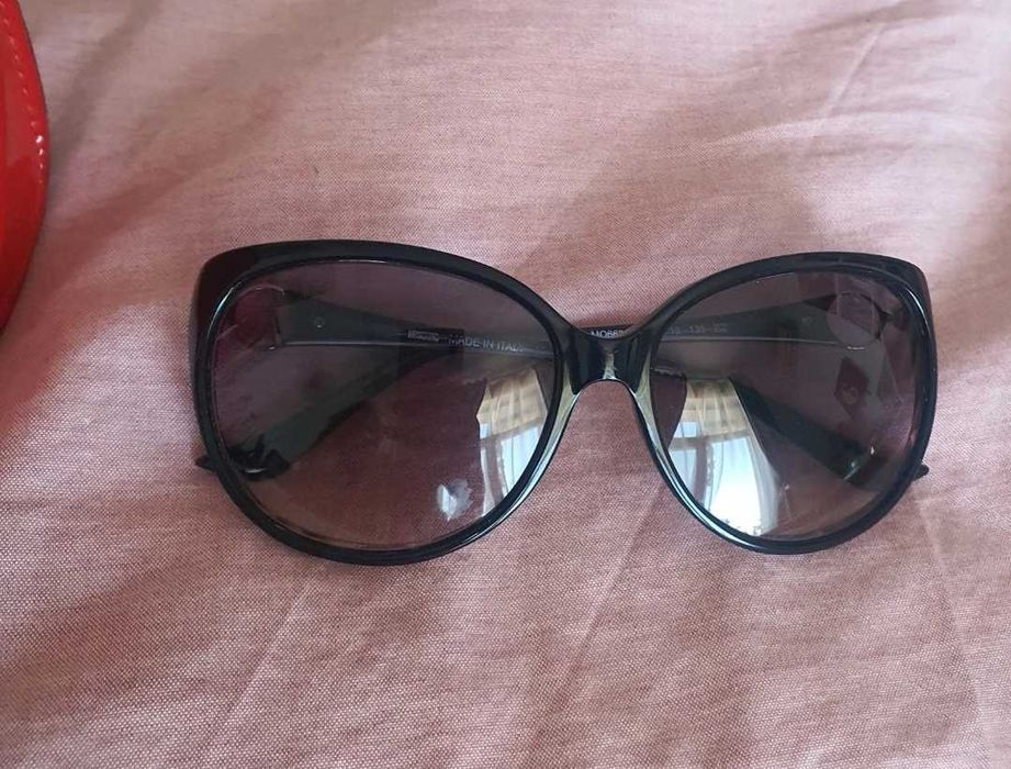 Superbi Ochelari de Soare Moschino cat eye