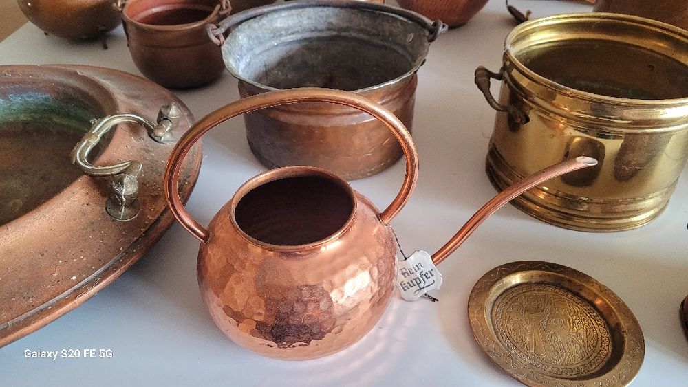 Декоративни винтидж медни съдове ,кани