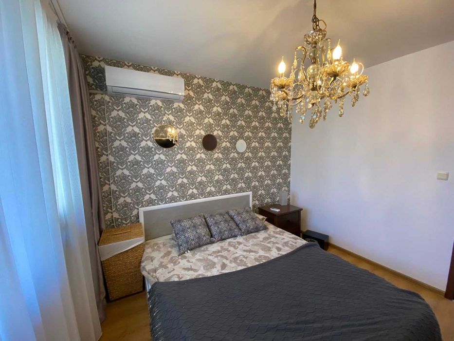 Обзаведен двустаен апартамент в комплекс Роял Парк, Банско