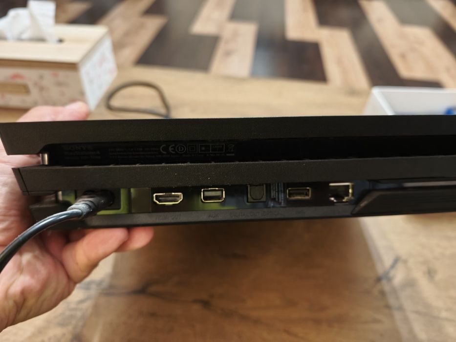 PlayStation 4 1T