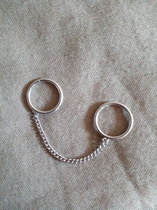 Пиърсинг от медицинска стомана Two Rings with Chain