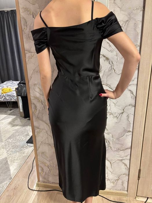 Продам много одежды на девушку