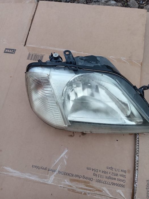 Far faruri Dacia Logan 1