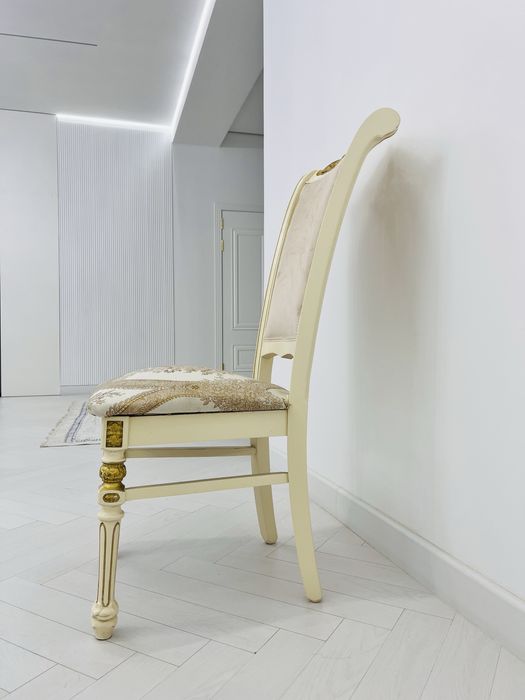 Стулья деревянные 12 штук