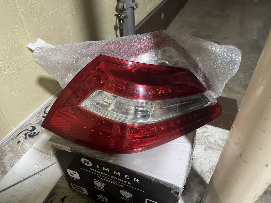 Nissan Teana fara stop