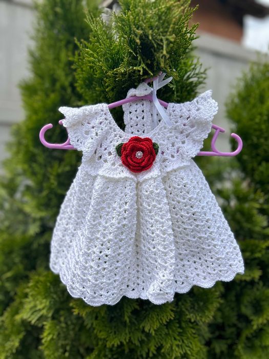 Set rochita si pantofi fetita crosetate, 0-3 luni, calitate excelenta