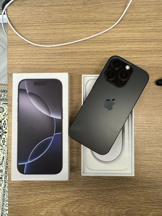 Iphone 16 pro в отличном состояние без царапины