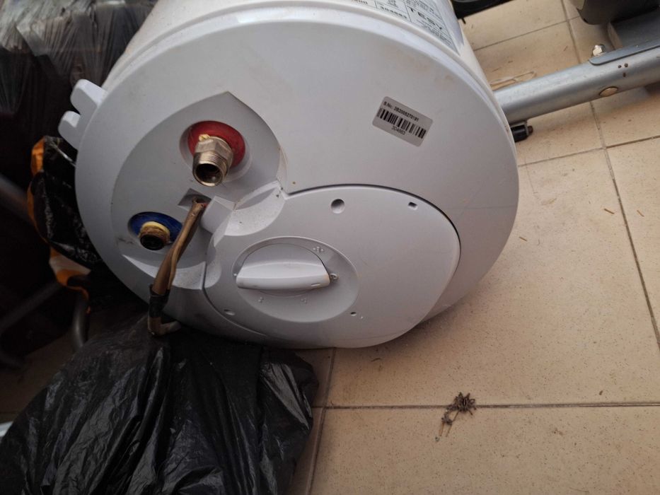 Tesy Бойлер със серпентина 77 литра