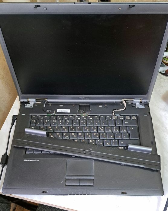 Ноутбук продам рабочий