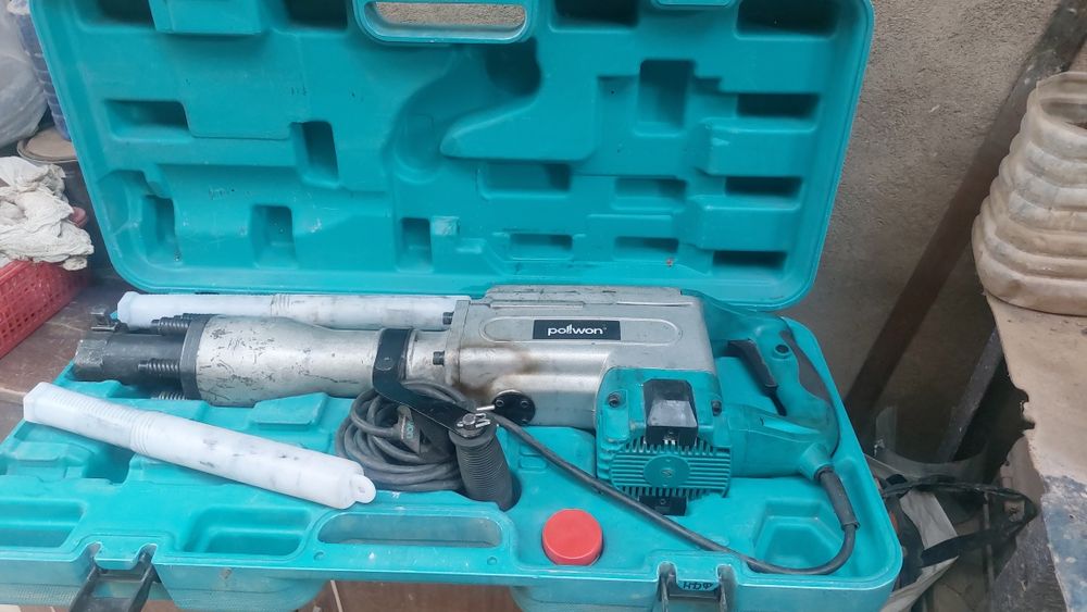 Продаётся отбойный молоток