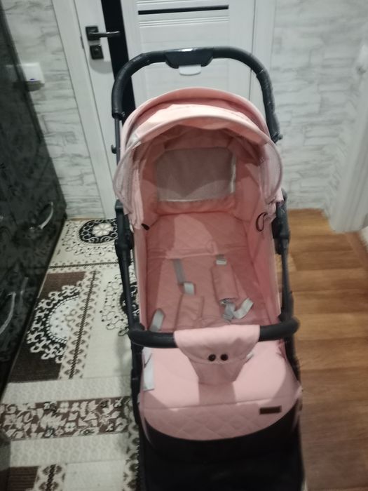 Продам коляски тетские