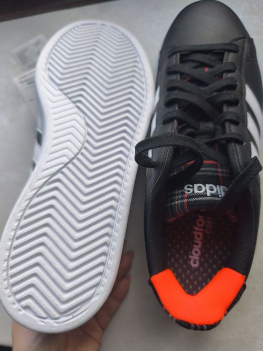 Маратонки Adidas