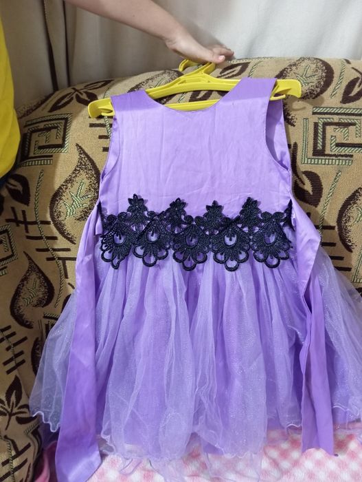 Продам детские платье