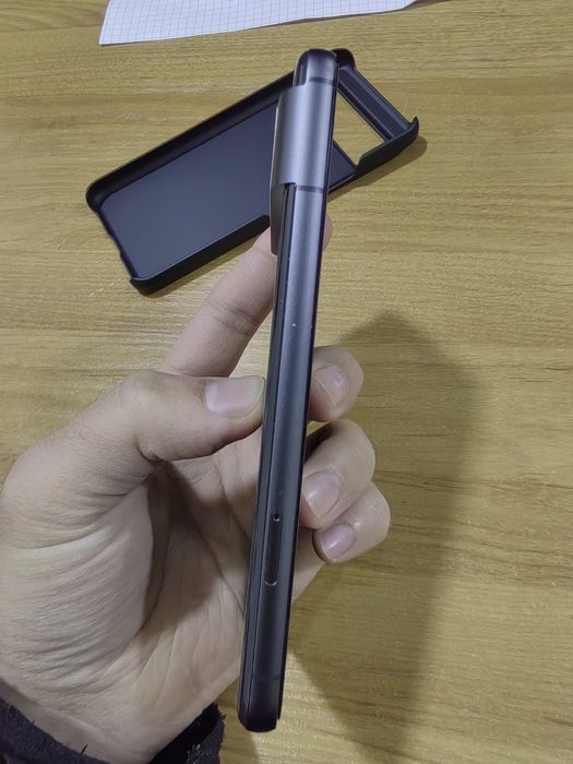 Продам Pixel 8 с дефектом без IMEI