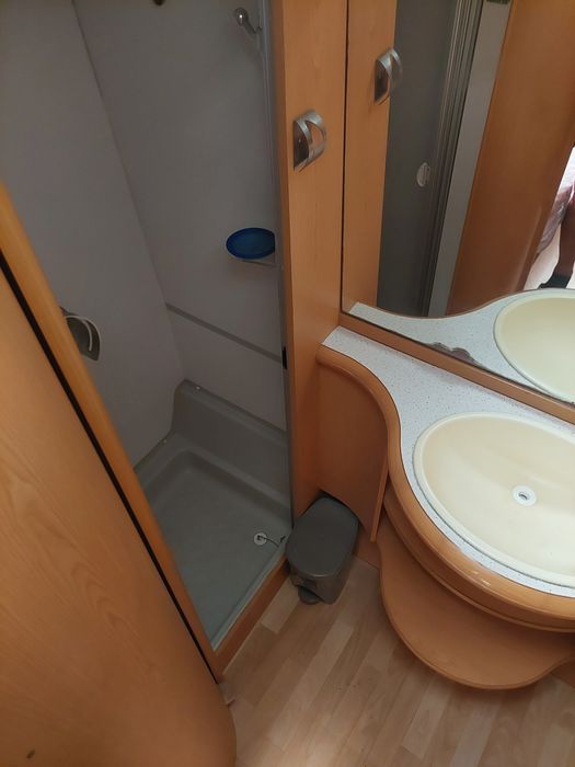 Rulota Hobby 2006,Mover,Panou 400w,Baie mareDoua zone