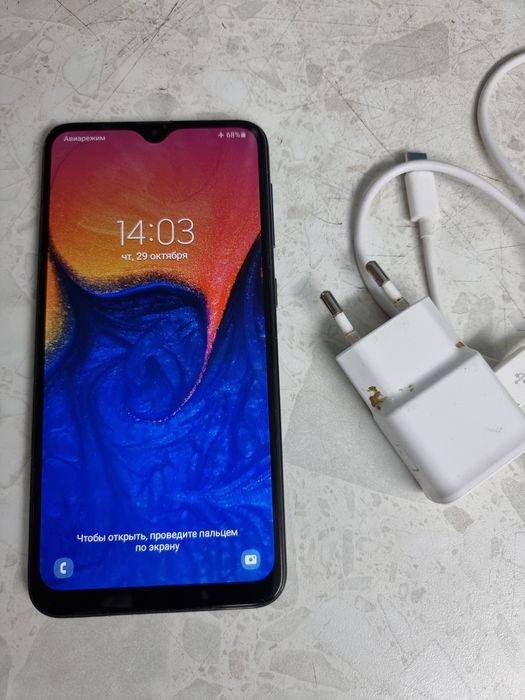 Samsung A10 32 гб