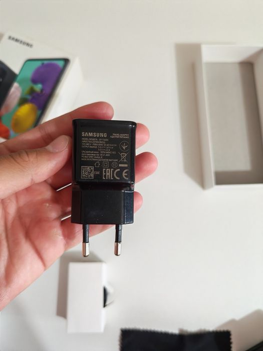 Продам телефон Samsung Galaxy A51