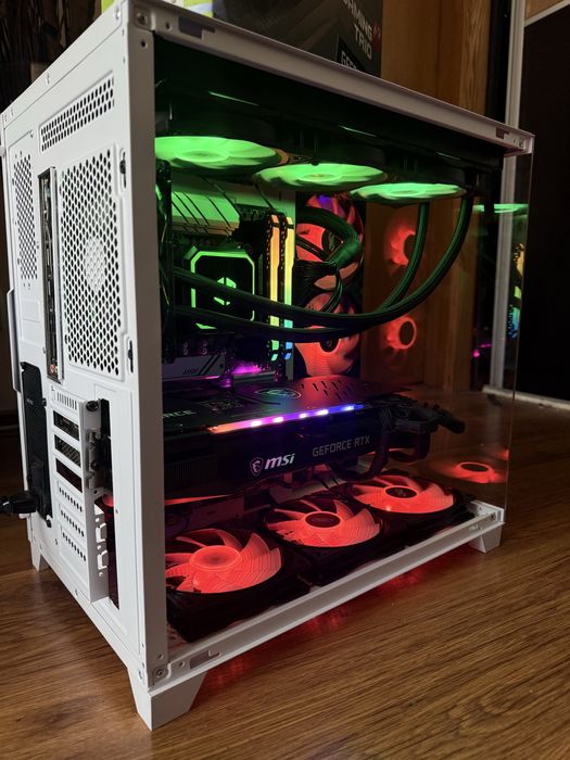 Геймърски компютър/ 11900K/Водно/32GB/RTX 3090 24GB/2TB SSD