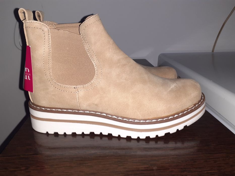 Новый женский обувь