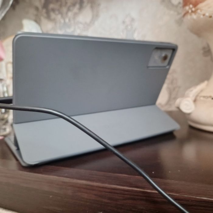 Продам планшет Леново