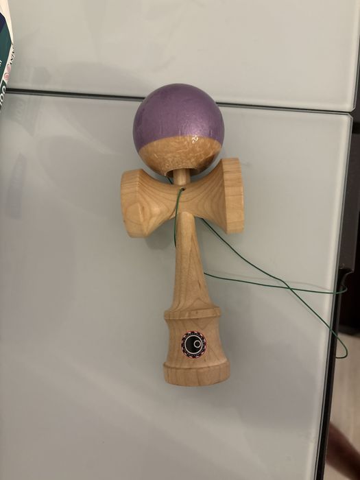 O kendama        .