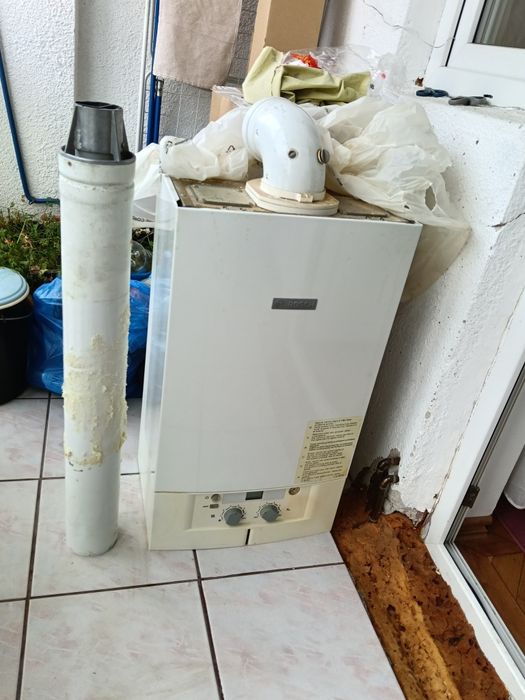 Centrala termica Bosch gaz 24kW tiraj fortat