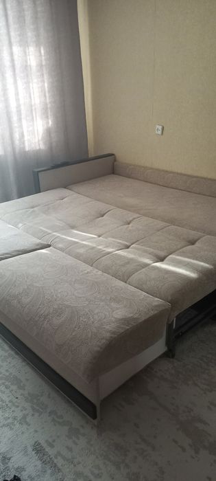Продам диван недорого