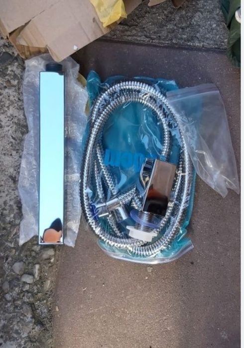 Coloana de dus cu hidromasaj 170 x 22 cm noua