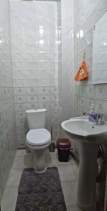 2-xonali uy sotiladi