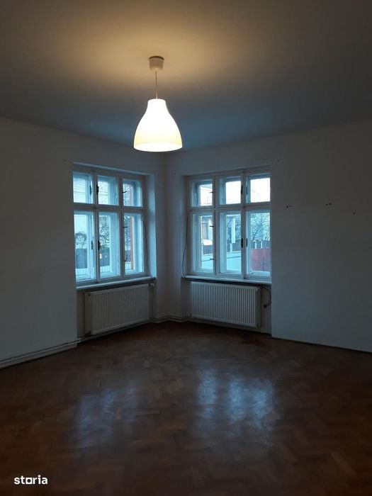 Casa individuala, in proximitatea Parcului Sub Arini