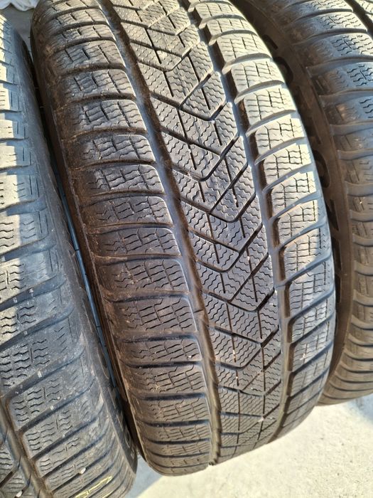 4 Anvelopele de iarnă 245 50 r19 Pirelli