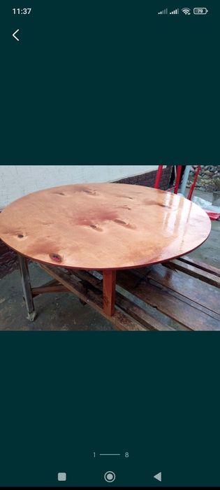 круглый столик для топчана